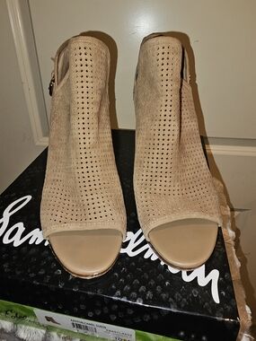 Sam Edelman Beige Perforated Peep-Toe Mules